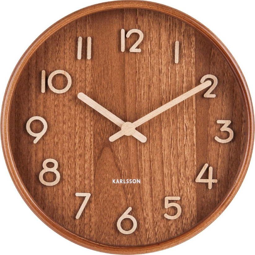 Hnědé nástěnné hodiny z lipového dřeva Karlsson