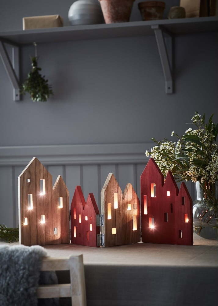 Dřevěná vánoční světelná dekorace