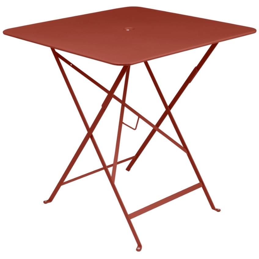 Zemitě červený kovový skládací stůl Fermob Bistro