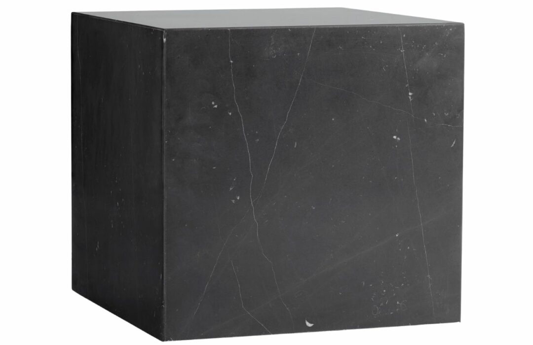 Černý mramorový noční/odkládací stolek AUDO PLINTH