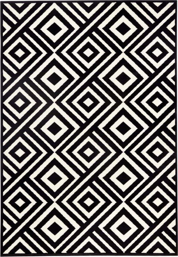Černo-bílý koberec Zala